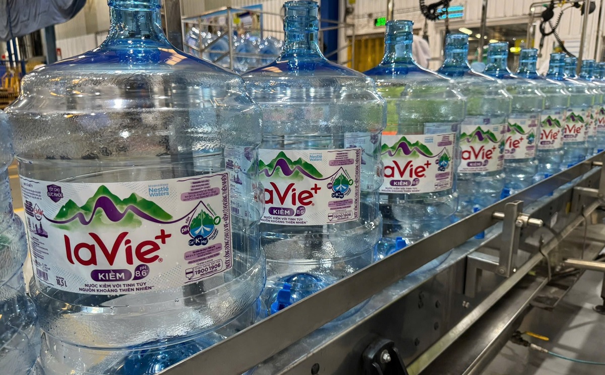 Thị trường nước kiềm tại Việt Nam: từ xu hướng sức khỏe đến thói quen tiêu dùng hằng ngày