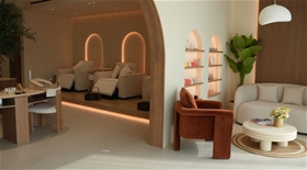 Top các thương hiệu nước chai nhỏ được ưa chuộng tại trung tâm làm đẹp