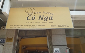 Nem nướng Cô Nga Chính hiệu Ninh Hòa: 50E Hoa Cau, Phường 7, Quận Phú Nhuận