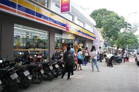 Cửa hàng Ministop Đinh Tiên Hoàng: 41 - 43 Đinh Tiên Hoàng, Bến Nghé, Quận 1