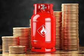 Nhiên liệu LPG sử dụng trong sinh hoạt có tỉ lệ giữa propan và butan bằng bao nhiêu?